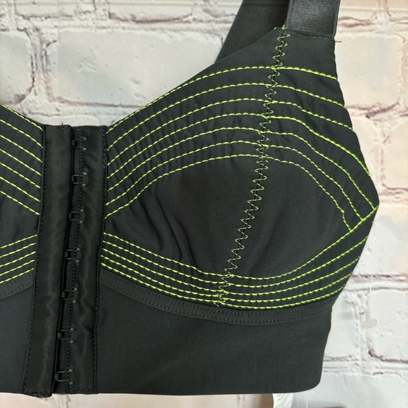 FABLETICS Ines Low Impact Front Closure Sports Bra--XXS - Picture 2 of 16